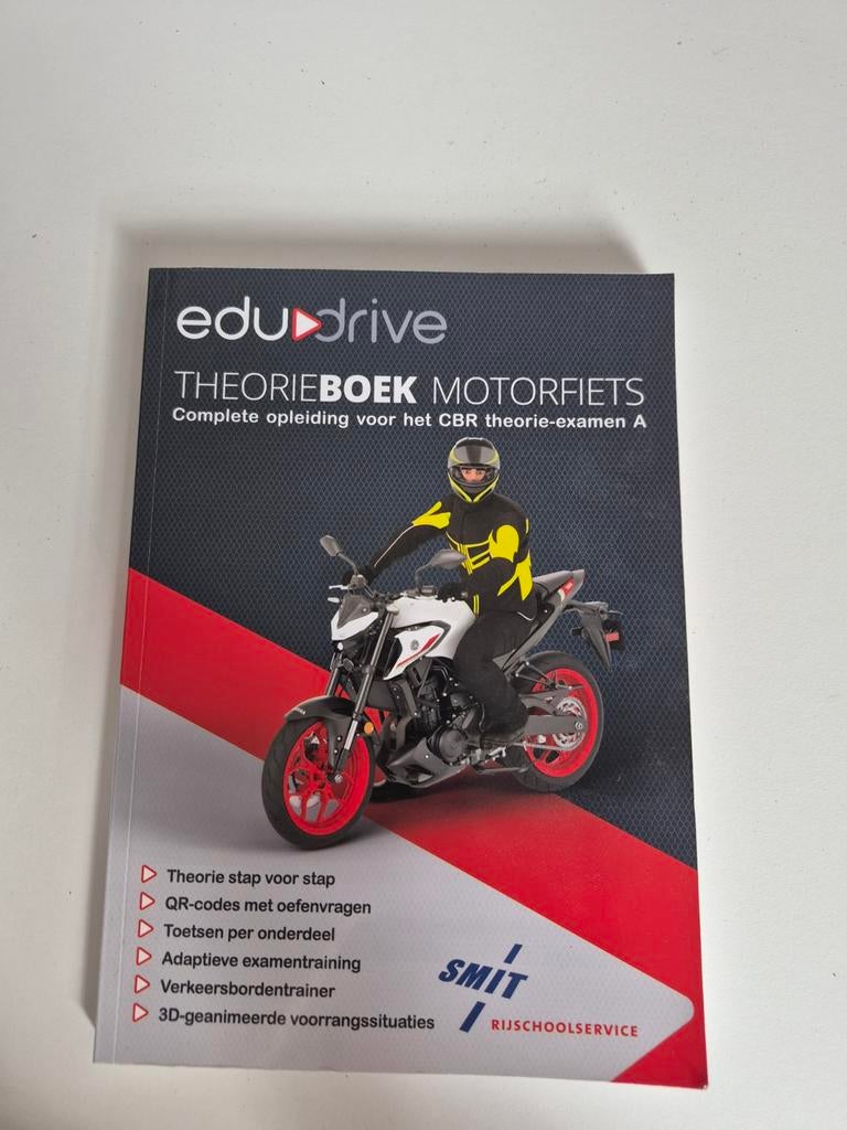 Juul Klarenbeek - Theoriebox Motorfiets Edudrive, Boeken, Ophalen of Verzenden, Zo goed als nieuw, Juul Klarenbeek