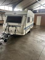 Hobby Elegance, Vast bed, Hobby, Treinzit, Particulier