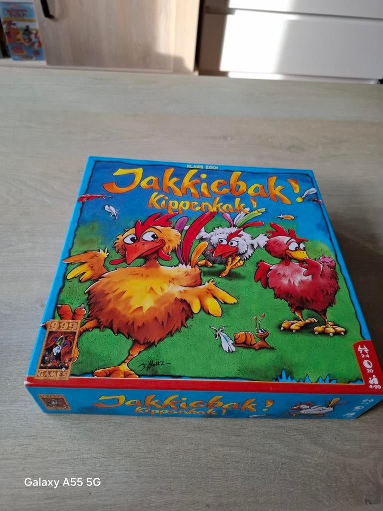 Jakkiebak! Kippenkak! Bordspel - Zo goed als nieuw, Hobby en Vrije tijd, Gezelschapsspellen | Bordspellen, Postbus 123, 6700 AC Wageningen