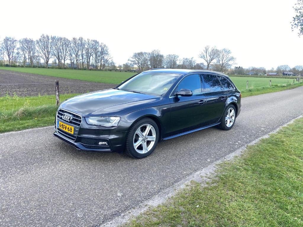 Audi A4 1.8TFSI Avant 2.0 S-Line Automaat, Auto's, Euro 5, Zwart, 4 cilinders, 1505 kg
