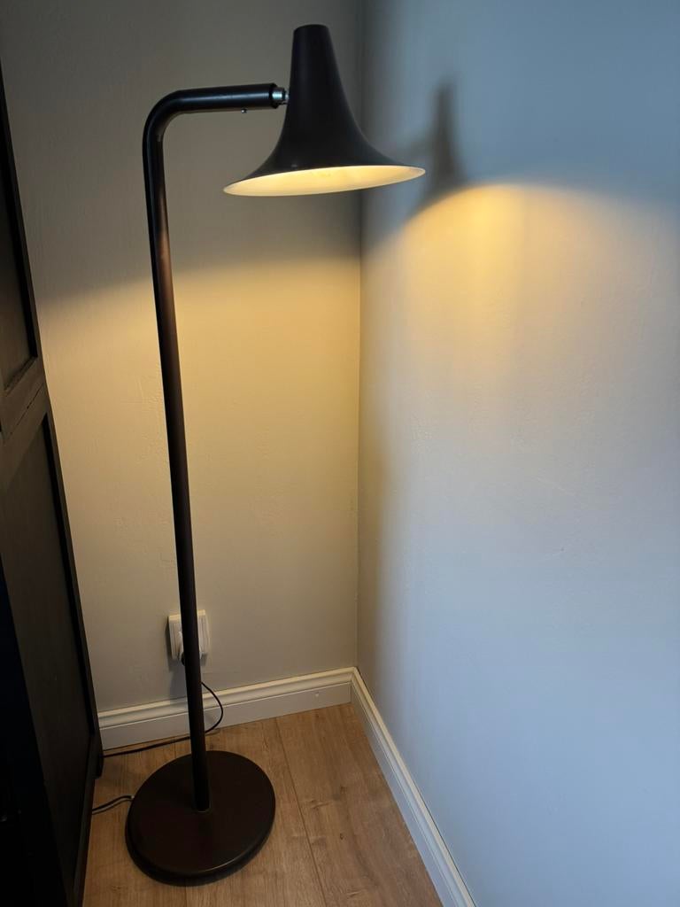 Hala vintage vloerlamp, Huis en Inrichting, Lampen | Vloerlampen, Ophalen, Gebruikt, 100 tot 150 cm, Vintage