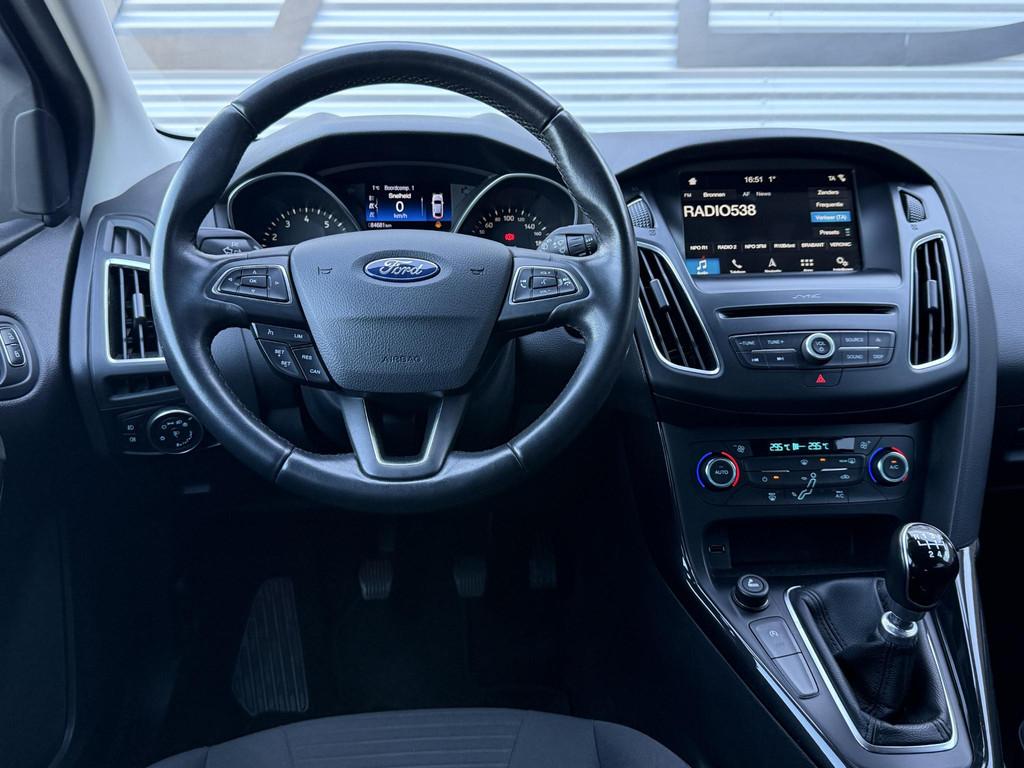 Ford Focus Wagon 1.0 Titanium 1e Eigenaar|Navi|Trekhaak|Clim, Gebruikt, Euro 6, Blauw, Bluetooth