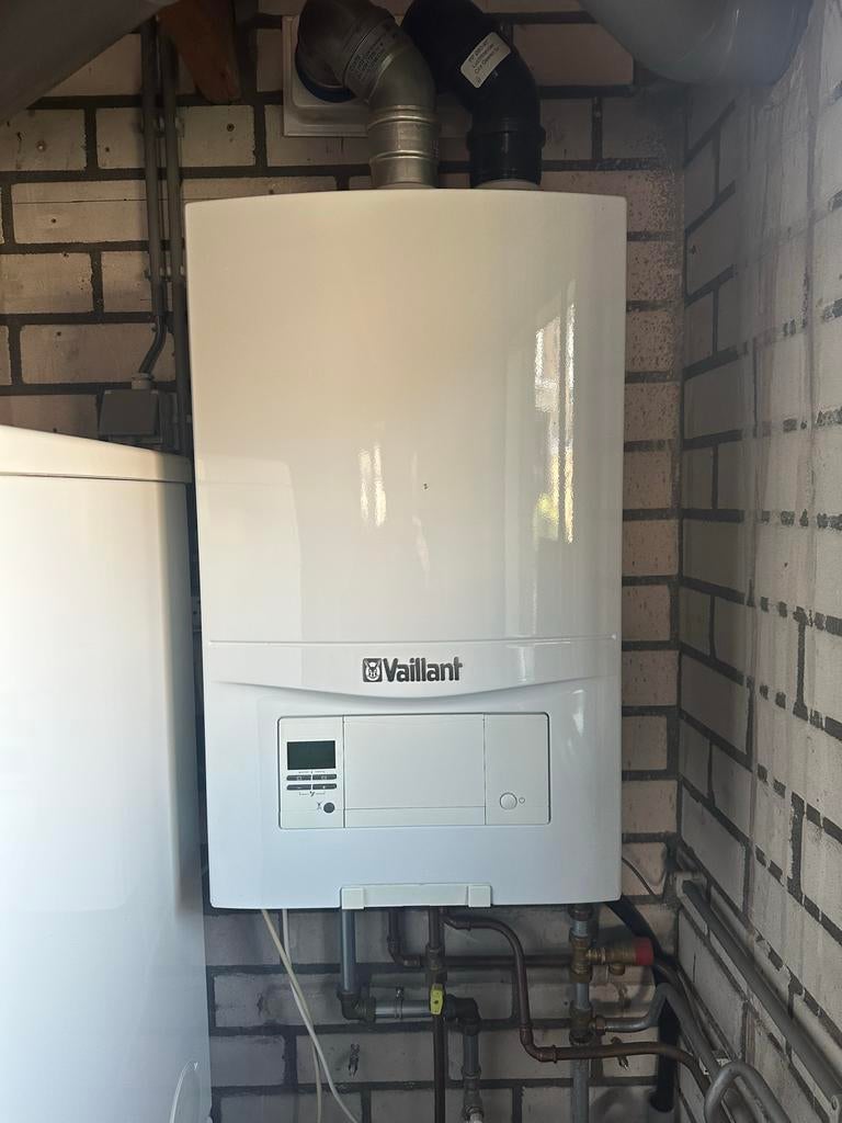 Vaillant CV-ketel, 30 tot 80 cm, Gebruikt, Cv-ketel of Combi-ketel, Minder dan 60 cm