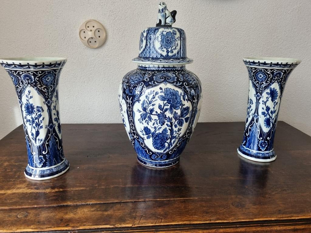 Kast stel delfts blauw, sphinx bij boch, Antiek en Kunst, Ophalen