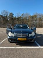 Mercedes-Benz E-Klasse 1.8 E200 Kompressor Sedan AUT 2003, Auto's, Achterwielaandrijving, Zwart, 4 cilinders, Blauw