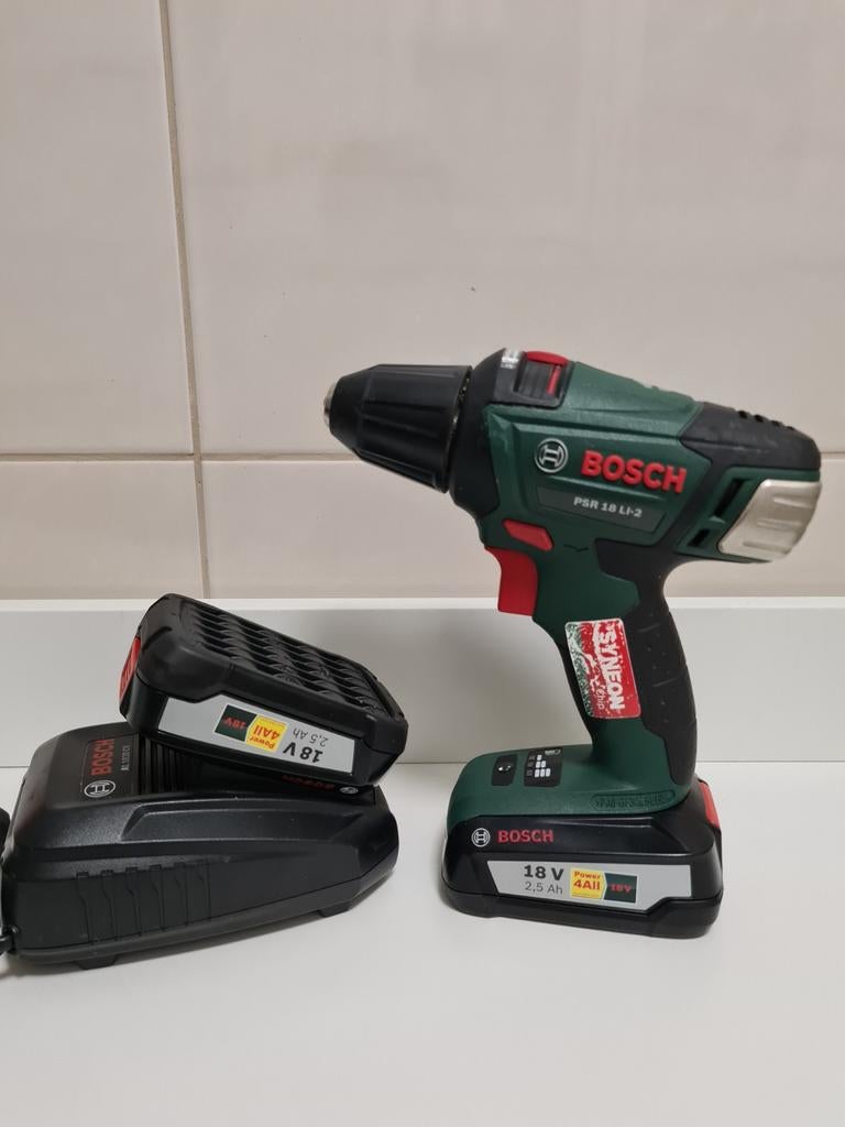 Bosch accu klopboormachine 18V 2.5Ah met extra accu, Ophalen, Zo goed als nieuw, Boormachine