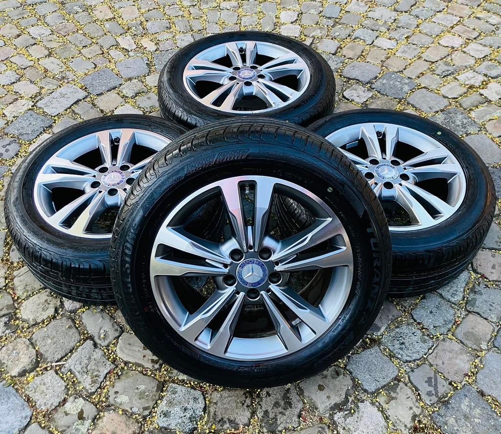 Mercedes 17 inch E klasse w212 BRIDGESTONE zomerbanden+7.5mm, Ophalen, Gebruikt, Banden en Velgen, 17 inch