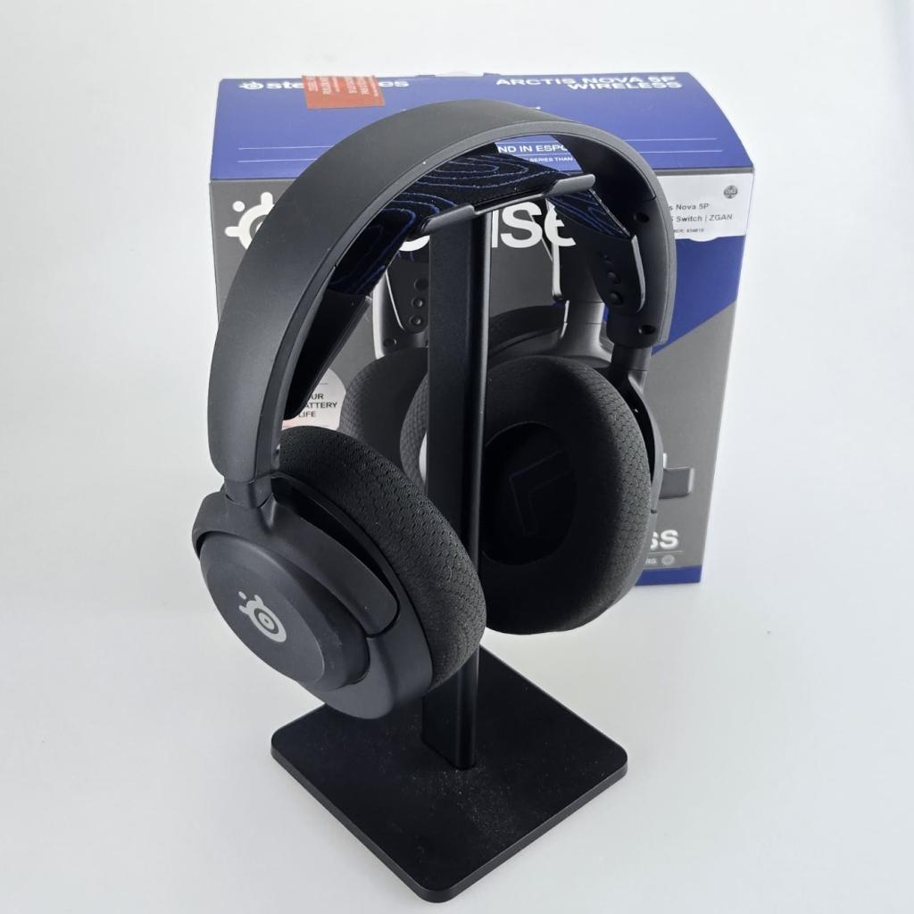 Steelseries Arctis Nova 5P Wireless | PC PS5 Switch | ZGAN, Steelseries, Zo goed als nieuw, Support@steelseries.com, 1150 18th St NW, Suite 106
Auburn, WA 98001
USA