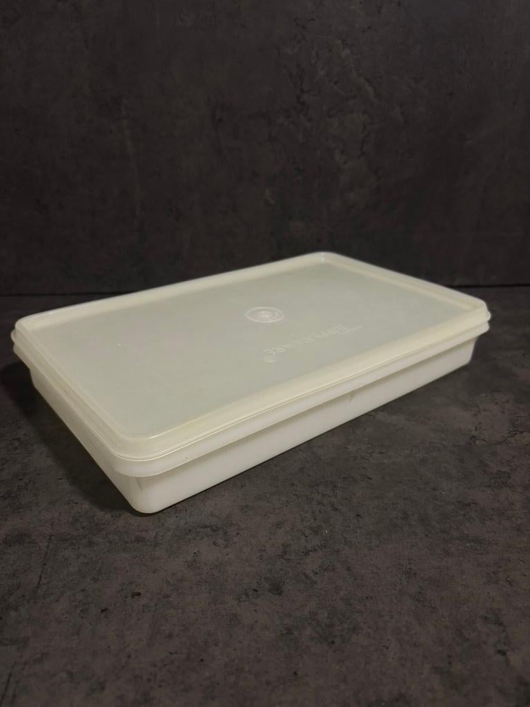 Vintage Tupperware Snack-Store Container, Huis en Inrichting, Keuken | Tupperware, Ophalen of Verzenden, Gebruikt, Wit, Bak of Kom