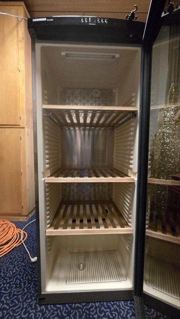 Liebherr WTes 4177 Vinidor staande wijnkoelkast, Ophalen, Gebruikt, 25 flessen of meer, Metaal