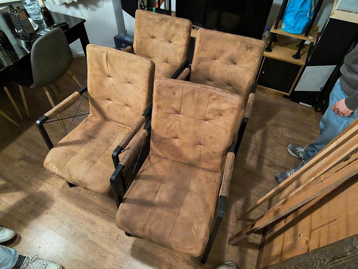 Eetkamerstoelen van de Bommel 4 stuks, Huis en Inrichting, Stoelen, Gebruikt, Vier, Leer, Metaal, Stof, Bruin, Ophalen