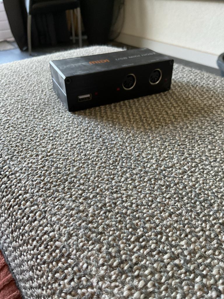 Doremidi USB MIDI Host - USB naar MIDI Interface, Ophalen of Verzenden, Zo goed als nieuw, Apparatuur