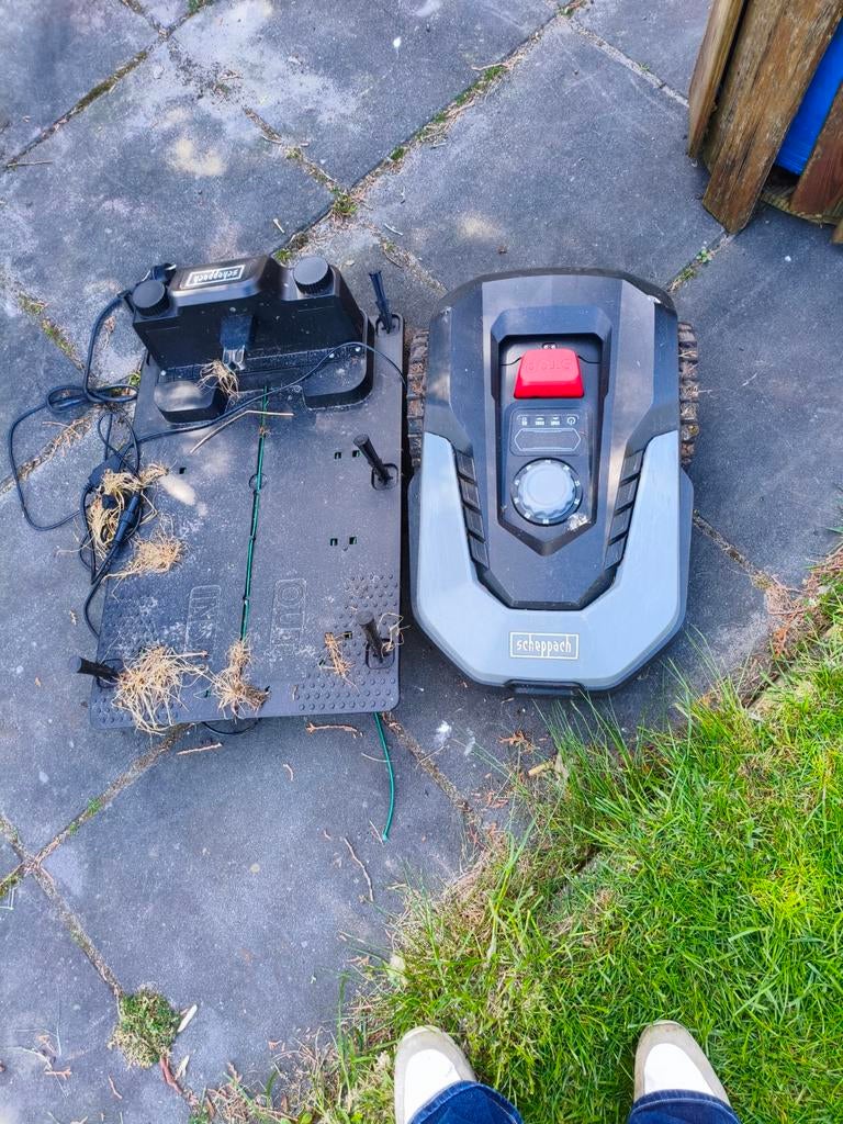 Scheppach robotmaaier - Perfect voor aangelegde tuinen, Tuin en Terras, Ophalen of Verzenden, Gebruikt, 20 tot 25 cm, Scheppach