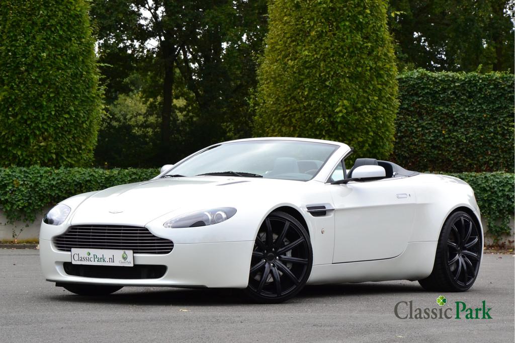Aston Martin V8 Vantage Roadster (bj 2007), Auto's, Aston Martin, Achterwielaandrijving, Cabriolet, Wit, Leder