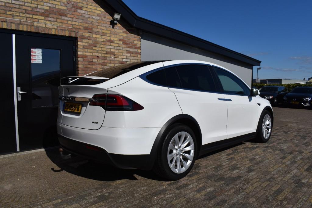 Tesla MODEL X 90D BASE 6P. LED, Navi, Camera, Trekhaak, Auto's, Automaat, Model X, Gebruikt, 124 €/maand