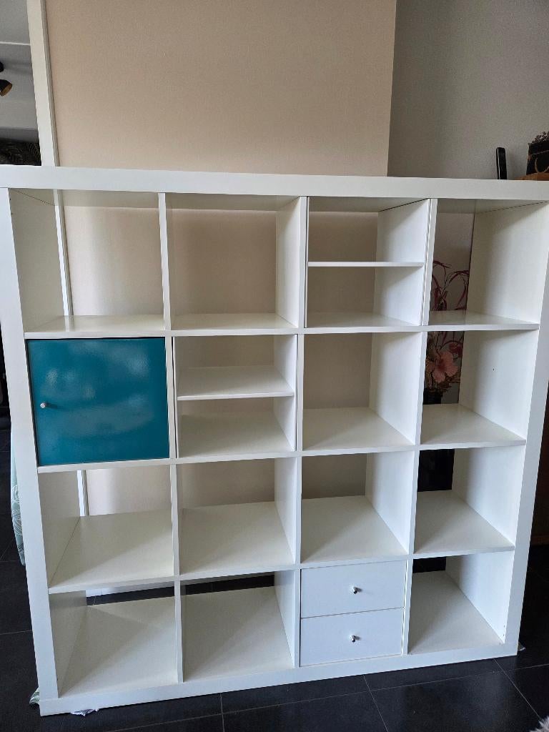 Expedit of kallax kast van Ikea, Huis en Inrichting, Kasten | Wandmeubels, Ophalen, Gebruikt, Met deur(en), 100 tot 150 cm