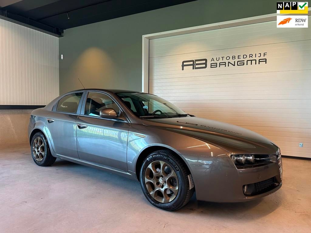 Alfa Romeo 159 2.2 JTS CORPORATE-uitv|CLIMA AIRCO|LM-VELG|CR, Auto's, Alfa Romeo, Voorwielaandrijving, Gebruikt, Zwart, 4 cilinders