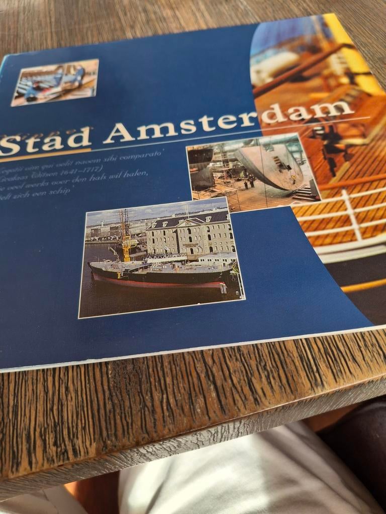 Stad Amsterdam: Historische Schepen, Ophalen of Verzenden, Zo goed als nieuw, Onbekend, Nederland