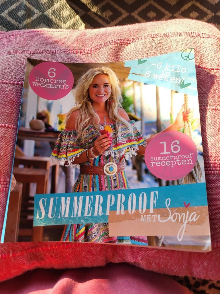 Sonja Bakker - Summerproof met Sonja, Boeken, Kookboeken, Zo goed als nieuw, Ophalen of Verzenden