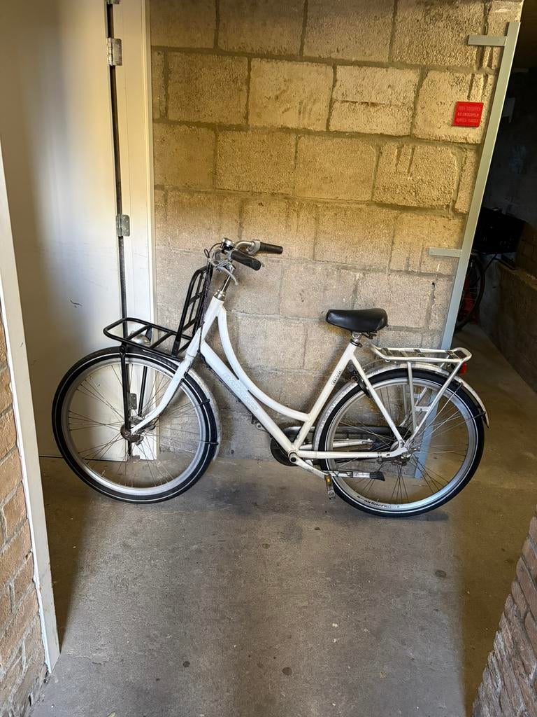 Damesfiets Batavus, Ophalen, Zo goed als nieuw, 26 inch of meer, Versnellingen