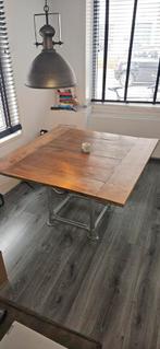 Mooie eettafel met ijzeren onderstel - 120x75cm, Ophalen