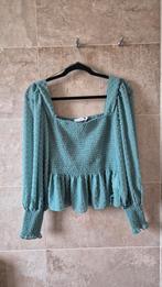 Groene crop top met pofmouwen en smock detail, Maat 38/40 (M), Ophalen of Verzenden, Zo goed als nieuw, Costes
