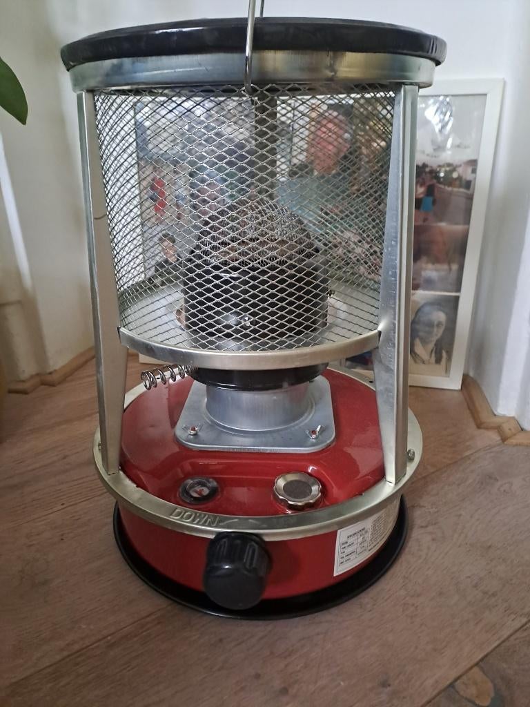 petroleum kachel, Huis en Inrichting, Kachels, Ophalen, Oliekachel, Overige brandstoffen, Zo goed als nieuw