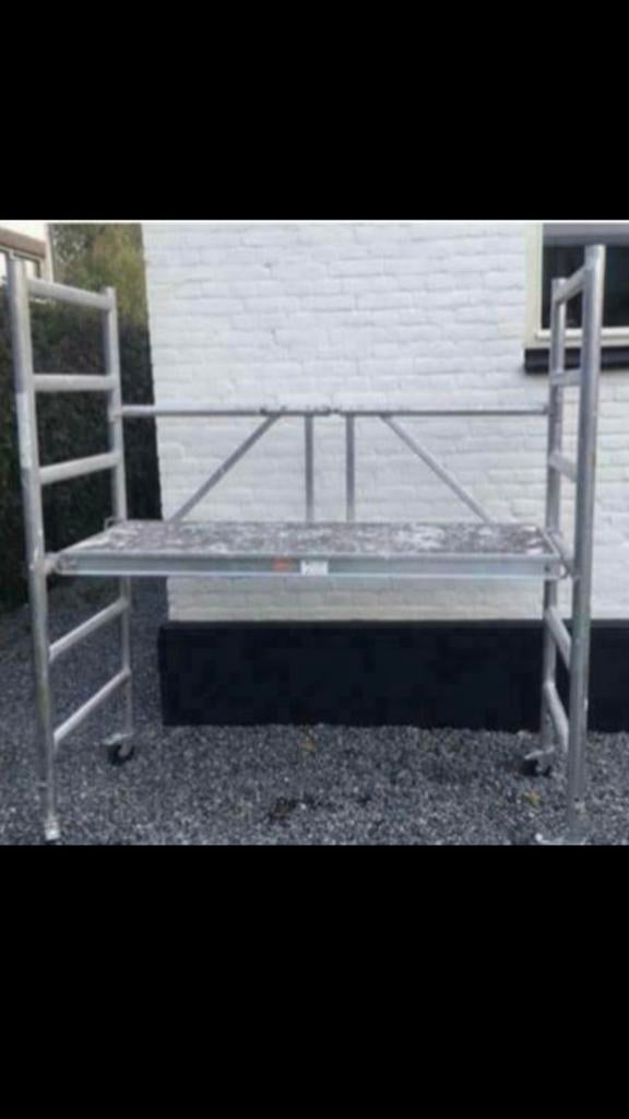 Handige klus steiger te huur kamersteiger 15,- per week, Doe-het-zelf en Verbouw, Steigers, Ophalen, Zo goed als nieuw, Rolsteiger of Kamersteiger