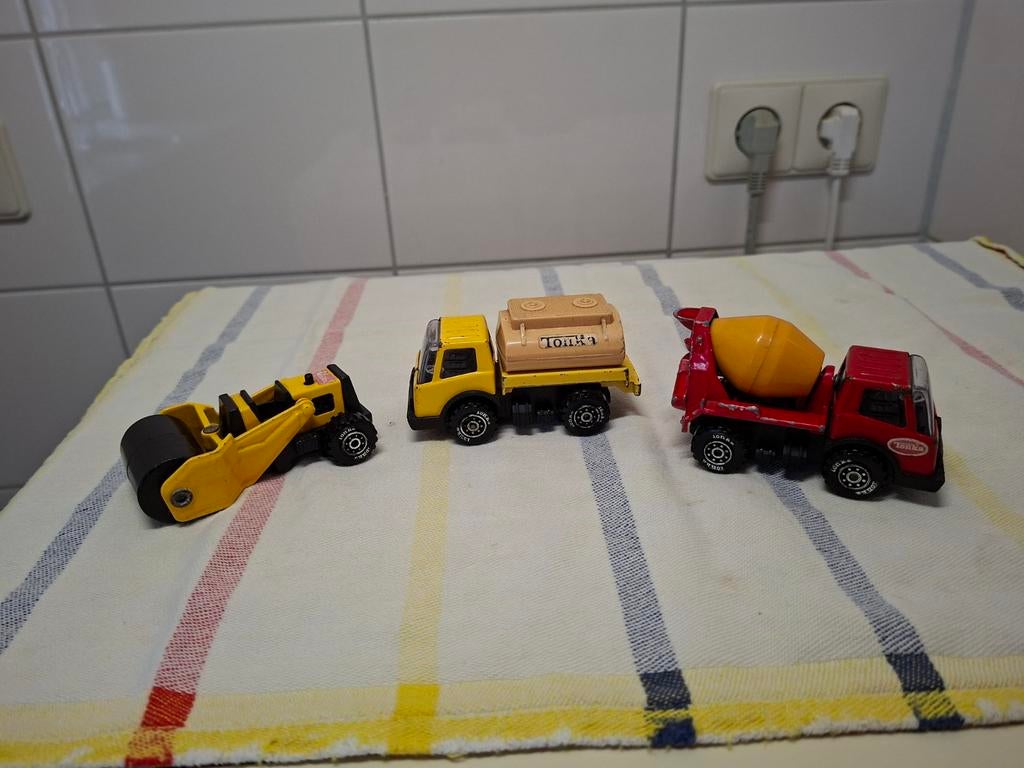 Modelauto's, Hobby en Vrije tijd, Modelauto's | 1:24, Zo goed als nieuw, Bus of Vrachtwagen, Overige merken, Ophalen of Verzenden