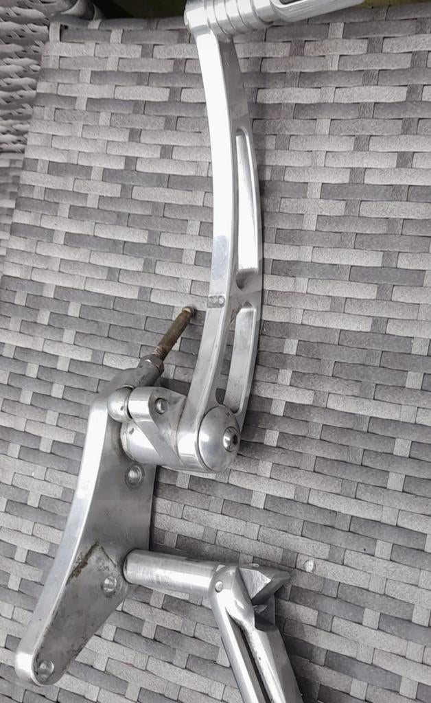 SJP Forward Controlls compleet met mountingbrackets., Motoren, Ophalen of Verzenden