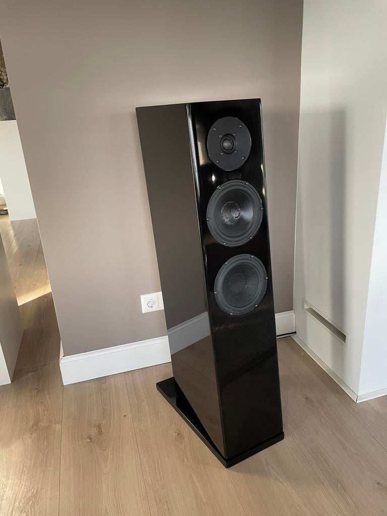 High-end luidsprekers met ScanSpeak Reference drivers, Zo goed als nieuw, 120 watt of meer, Front, Rear of Stereo speakers, Ophalen
