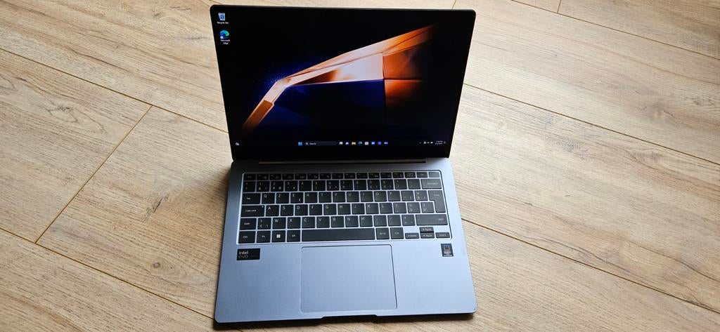 Samsung Galaxy Book4 Pro Ultra 7 155H 16GB RAM Touchscreen, Ultra 7 155H, Met touchscreen, Ophalen of Verzenden, Zo goed als nieuw