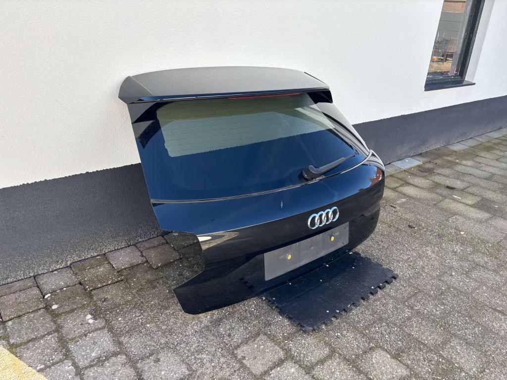 Audi Q2 81A achterklep origineel compleet !, Auto-onderdelen, Gebruikt, Achterklep, Niet ingevuld, Audi