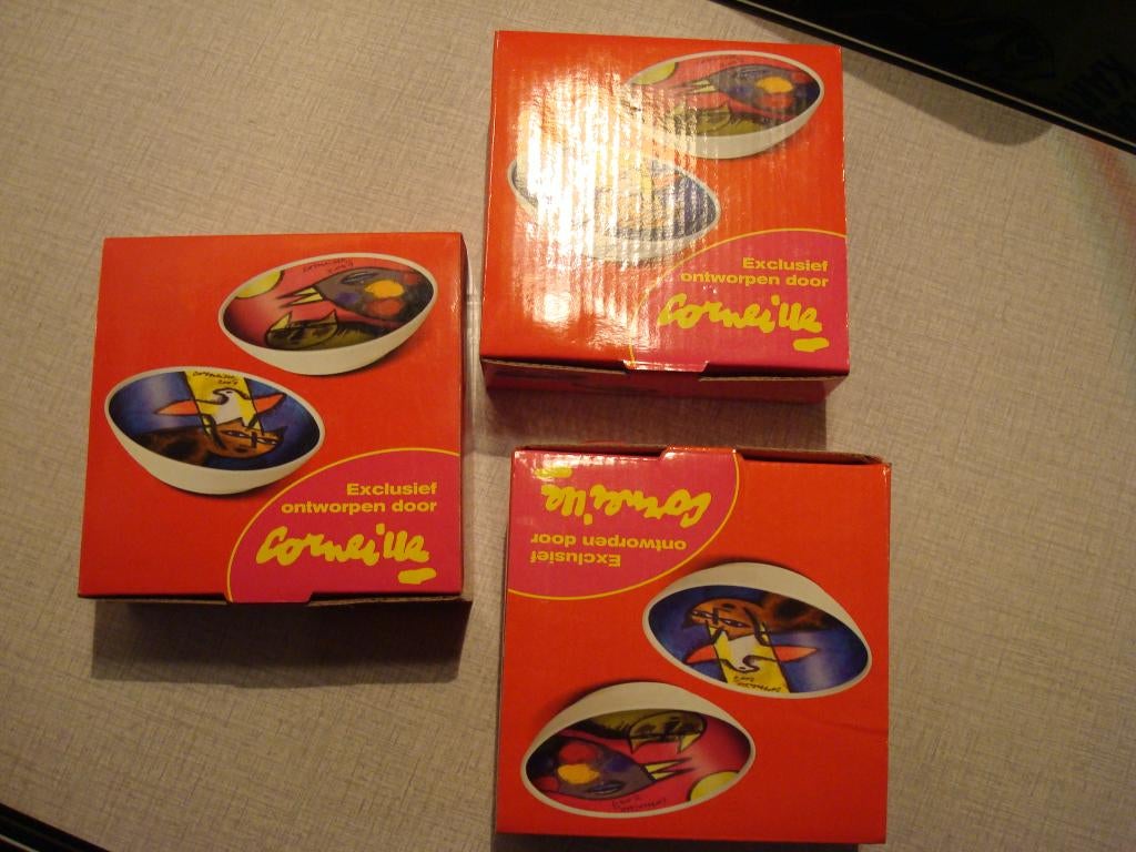 VINTAGE 2001 Corneille PORCELEIN SCHAALTJES DIV NIEUW, Ophalen, Overige typen, Nieuw, Overige stijlen