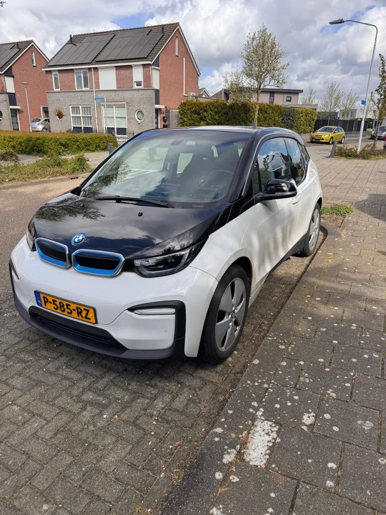 BMW i3, 120 Ah, wit/zwart., Auto's, Automaat, Elektrisch, Grijs, Particulier