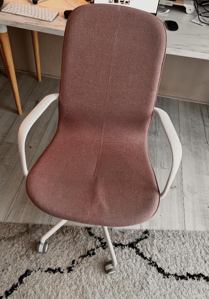IKEA Langfjall bureaustoel roze wit met armleuningen, Huis en Inrichting, Bureaustoelen, Gebruikt, Wit, Ophalen