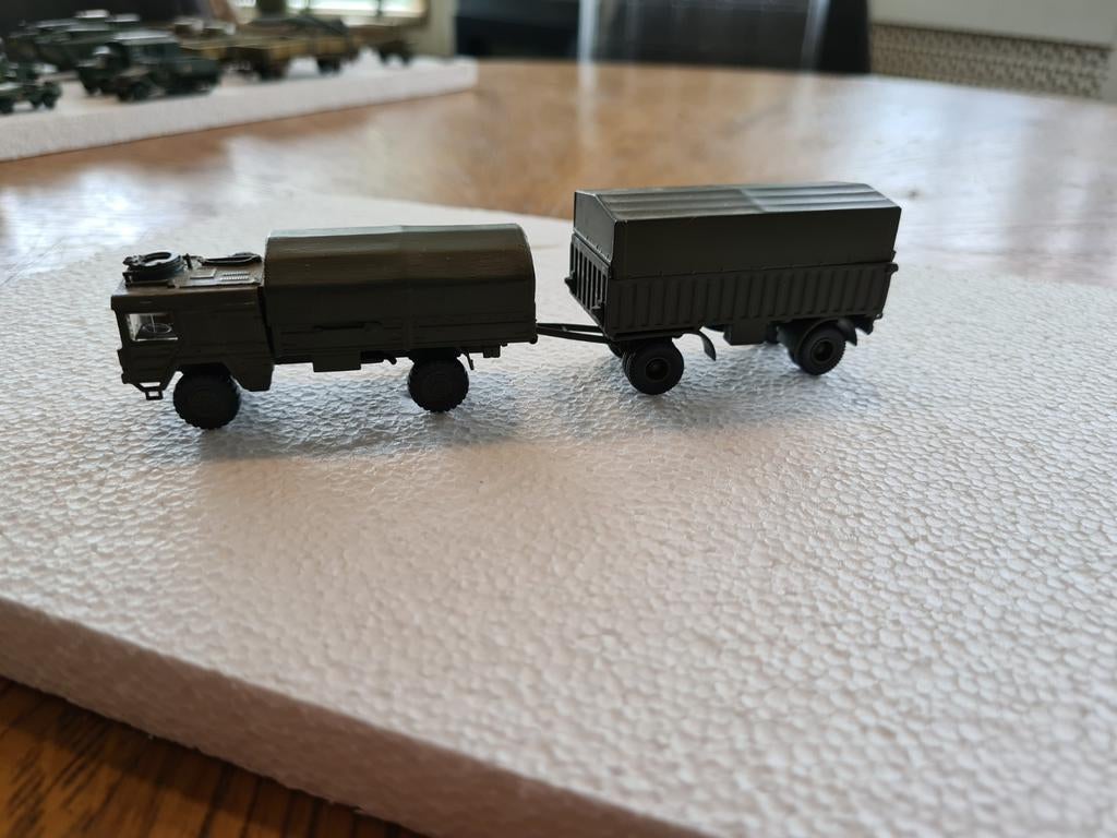 Roco Mini Tanks Legervoertuig met Aanhanger, Overige merken, Gebruikt, 1:50 of kleiner, Ophalen of Verzenden