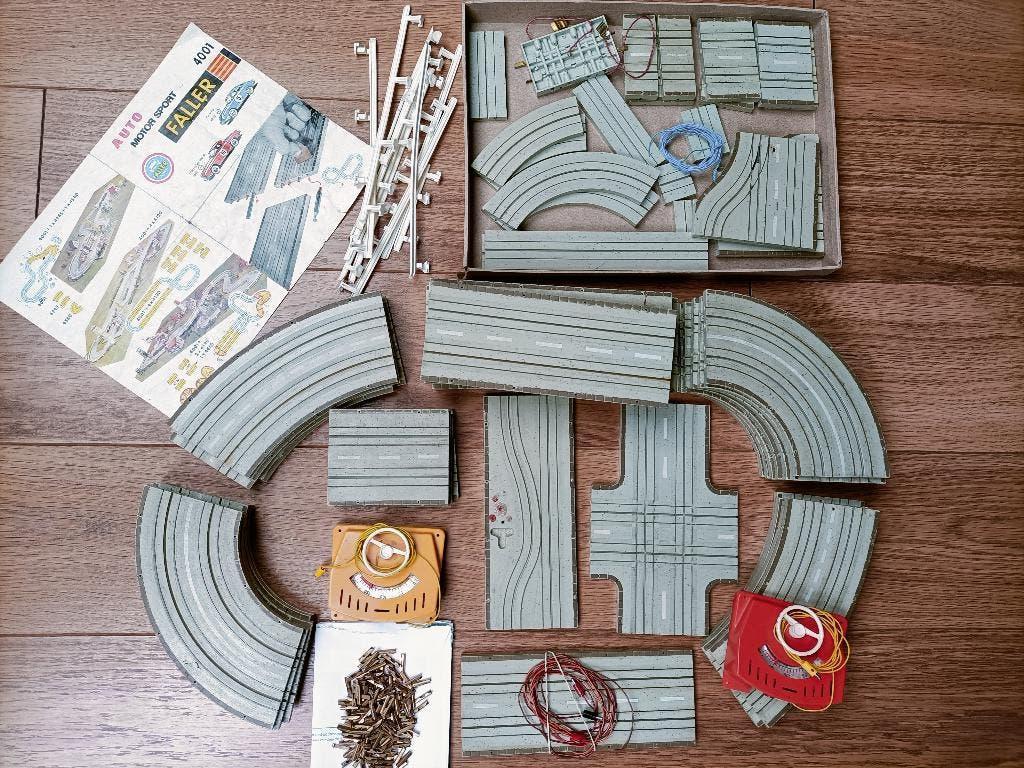 Faller AMS baan met 3 goed werkende autos, Overige merken, Racebaan, Ophalen of Verzenden, Zo goed als nieuw