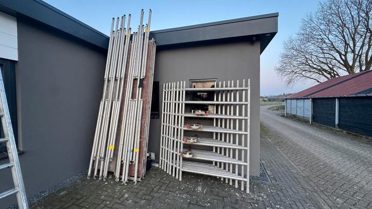 Rolsteiger, Doe-het-zelf en Verbouw, Steigers, Zo goed als nieuw, Rolsteiger of Kamersteiger, 5 meter of hoger, Ophalen of Verzenden