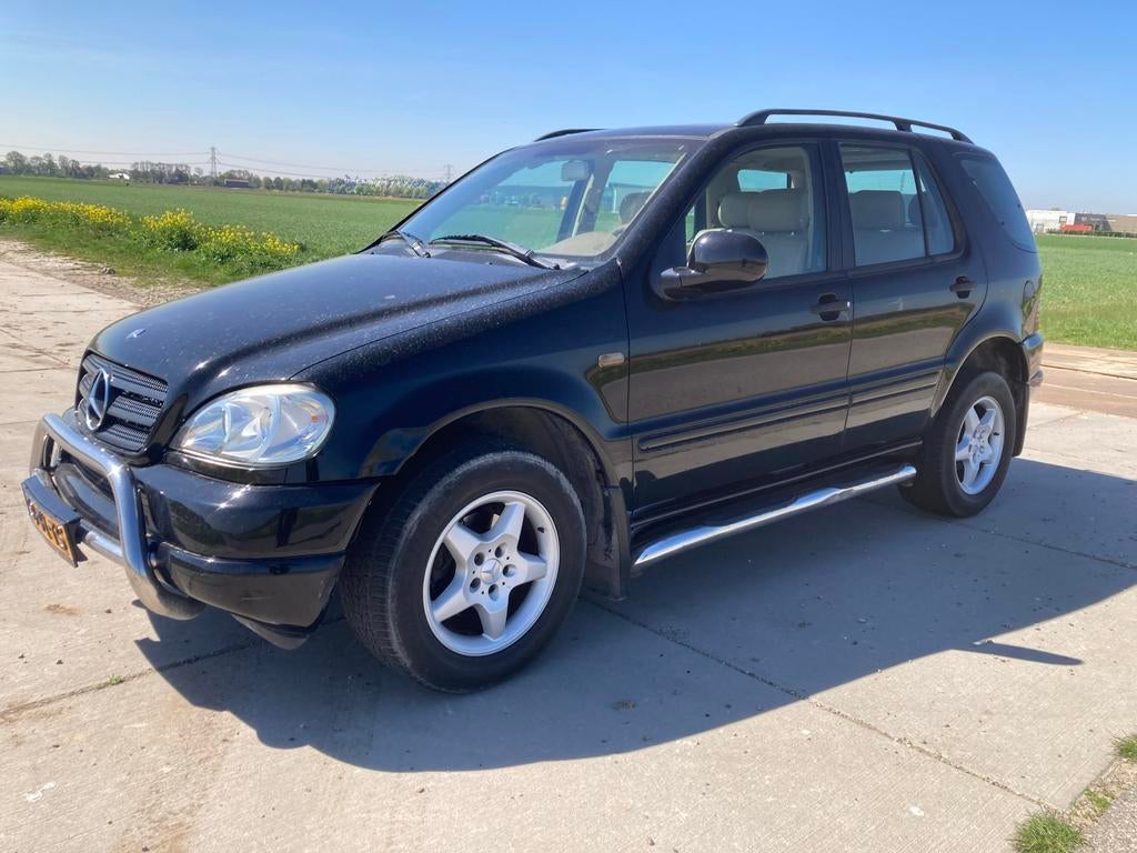 Mercedes-Benz M-Klasse 3.2 Ml320 7-persoons, Auto's, Automaat, Open dak, Beige, 138 €/maand