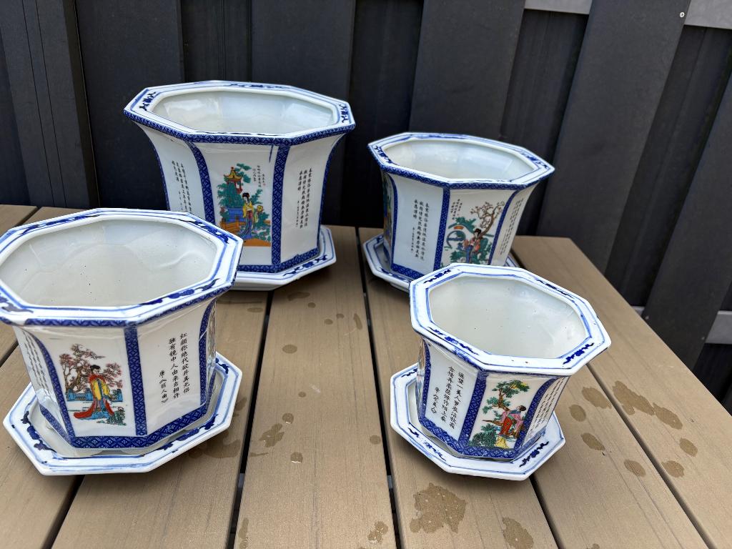 Antieke Porseleinen bloempotten met onderschaal, Antiek en Kunst, Ophalen of Verzenden