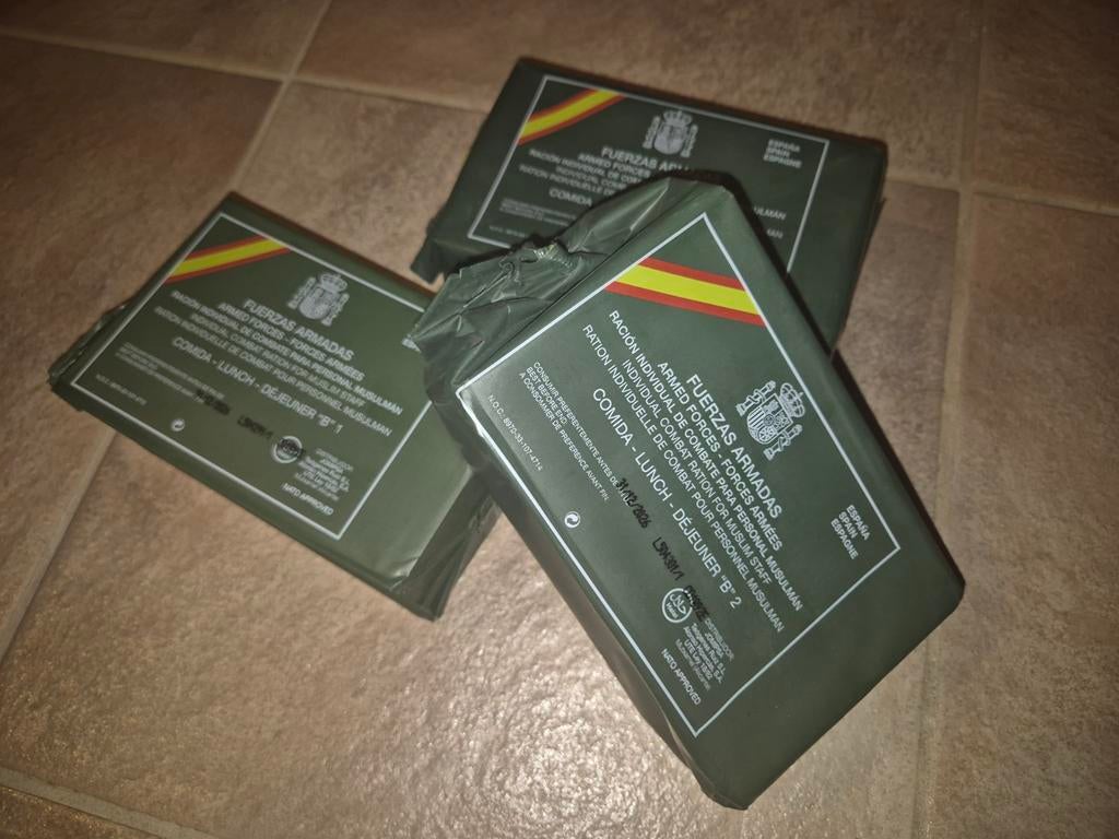 MRE Halal Rantsoen Spaans leger Moslim, Verzamelen, Militaria | Algemeen, Verzenden, Landmacht, Nederland