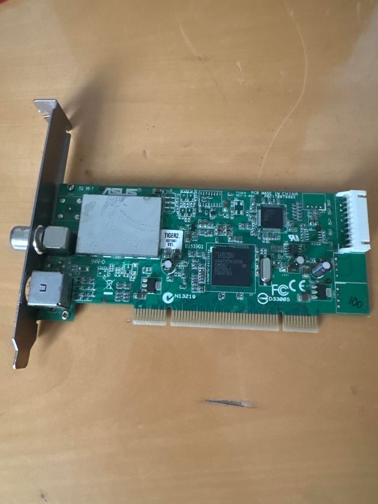 ASUS Tiger2 TV-tunerkaart PCI, Computers en Software, Videokaarten, Tv-Out, Gebruikt, Overige soorten, Ophalen of Verzenden