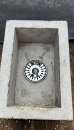 Betonnen spoelbak – NIEUWPRIJS €350 € 30,00, Ophalen