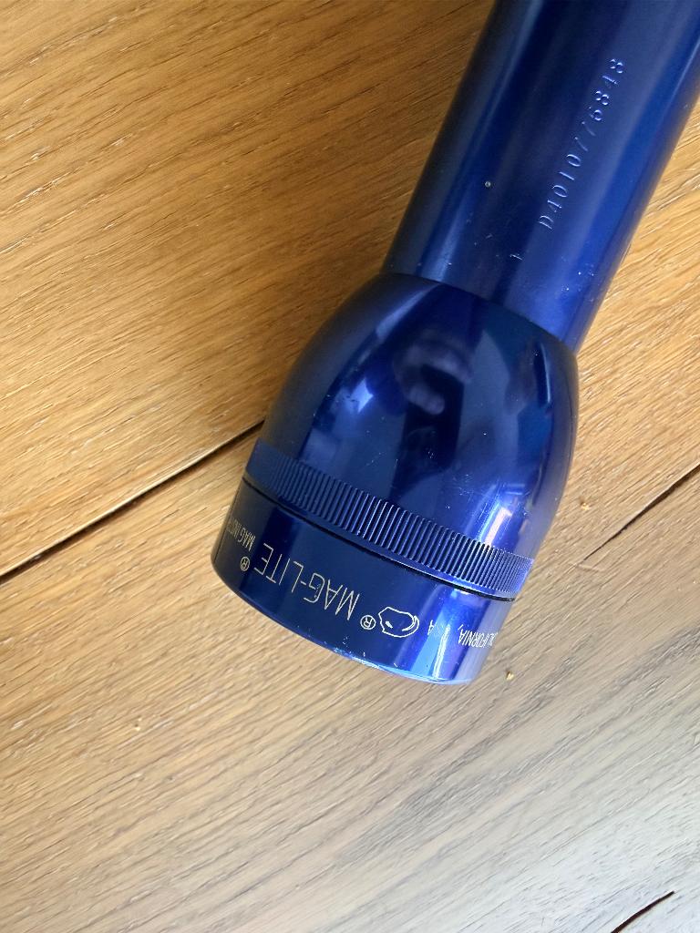 Maglite 4d classic, Caravans en Kamperen, Zaklampen, Ophalen of Verzenden, Gebruikt, Batterij