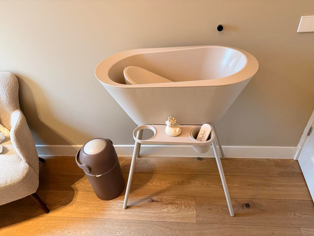 We-Too badset met luieremmer, Kinderen en Baby's, Badjes en Verzorging, Ophalen of Verzenden, Zo goed als nieuw, Badje, Overige merken