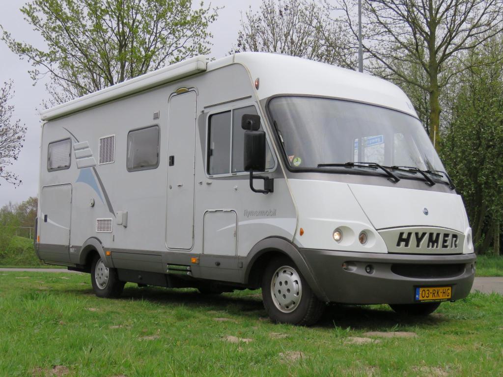 Hymer B614 140 Pk Nederlandse camper 1e Eigenaar Bj 2005, Caravans en Kamperen, Campers, Integraal, Standaard zit, Ringverwarming
