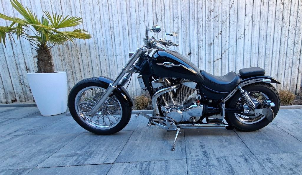 Custom intruder 1400, Motoren, 1360 cc, 2 cilinders, Occasion, Particulier