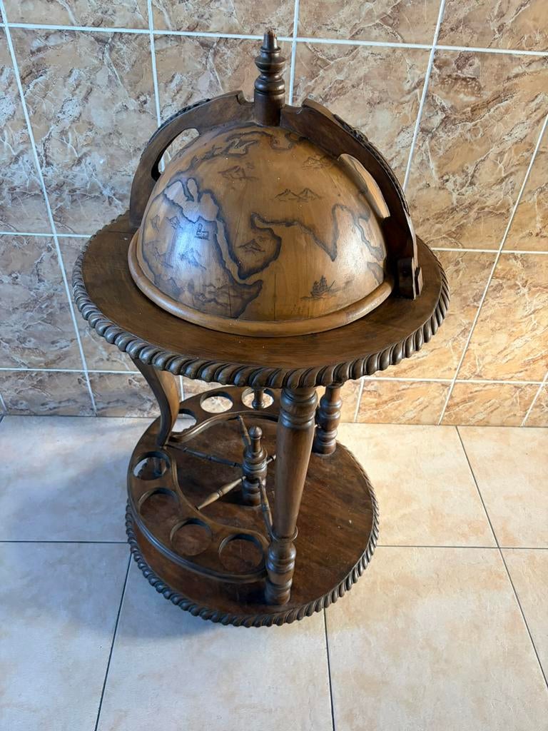 Te koop: Unieke houten globe bar op standaard, Antiek en Kunst, Ophalen
