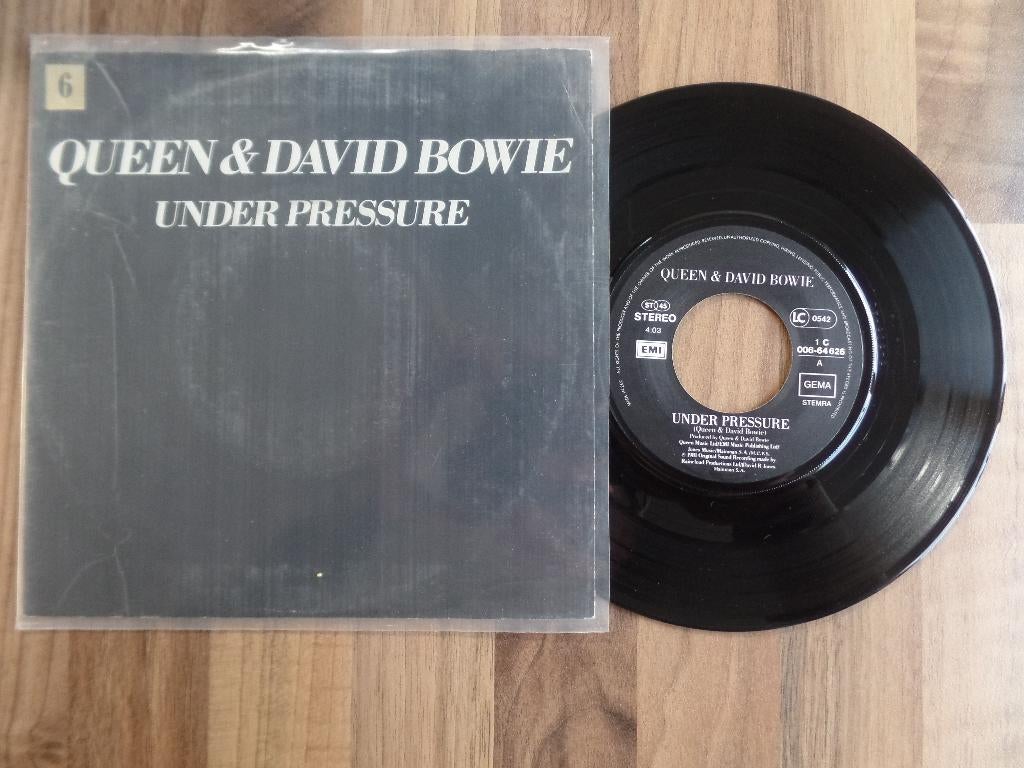 single Queen & David Bowie – Under Pressure, Cd's en Dvd's, Vinyl Singles, Gebruikt, Single, Rock en Metal, 7 inch, Ophalen of Verzenden